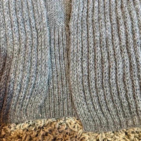 GAP Women’s Cardigan Sweater Vest (XL) - Picture 2 of 8